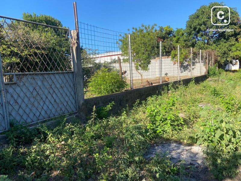 Bodega en venta en Managua – 1,459 varas²