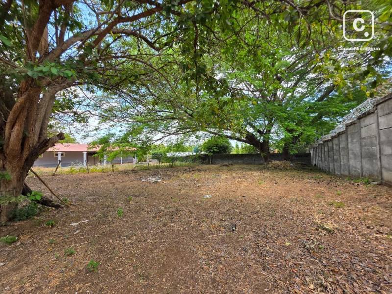 Casa en venta en Managua – 909 varas²