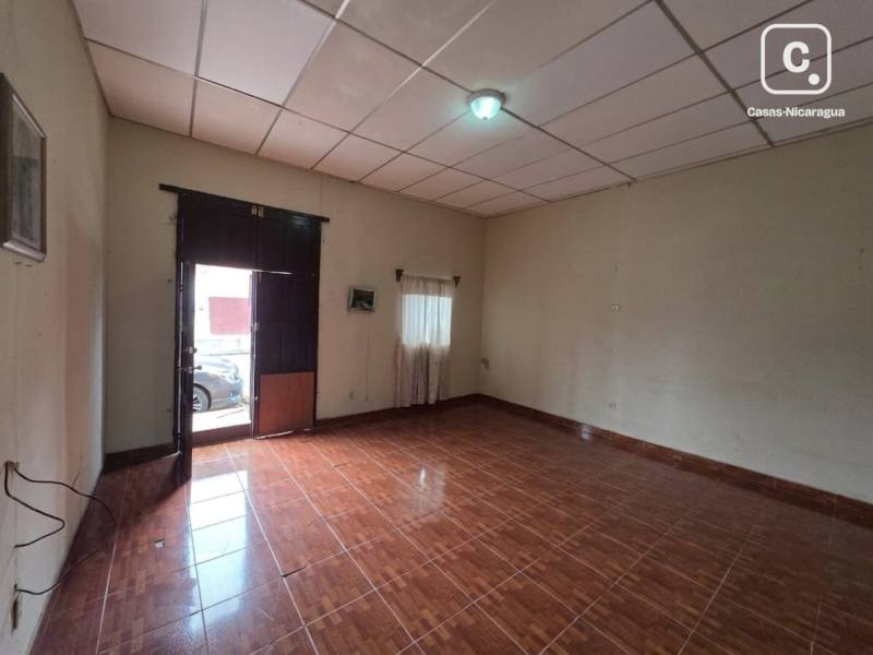 Casa en venta en Granada – 1 hab, 77 m²