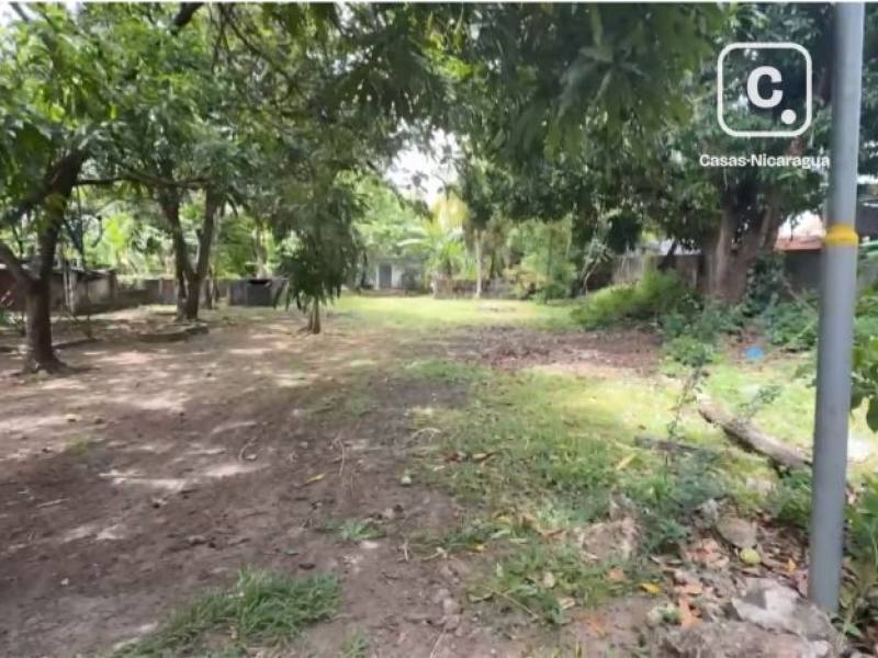 Terreno en alquiler en Managua – 1,671 m²