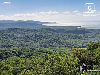 Terreno de 267,809 m² (27 manzanas) con vista al mar en Las Piñuelas, Santa Teresa, Carazo