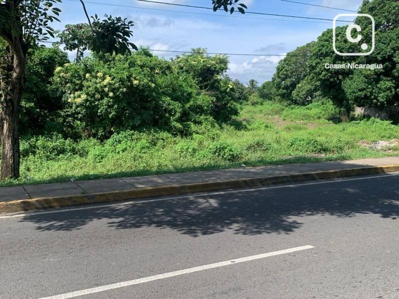 Casa en alquiler en Managua – 3,804 varas²