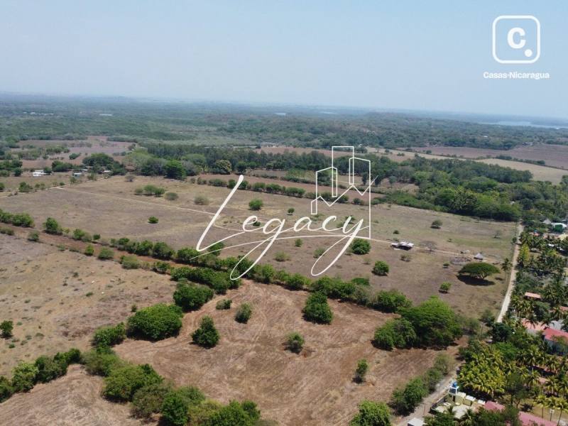 Terreno en venta en Chinandega – 64,500 varas²