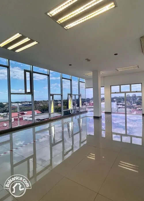 Alquiler de Oficina Altamira